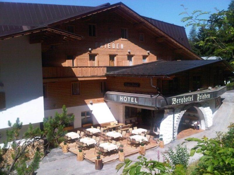 Frieden Das Alpine Panorama Hotel Hochpillberg Extérieur photo